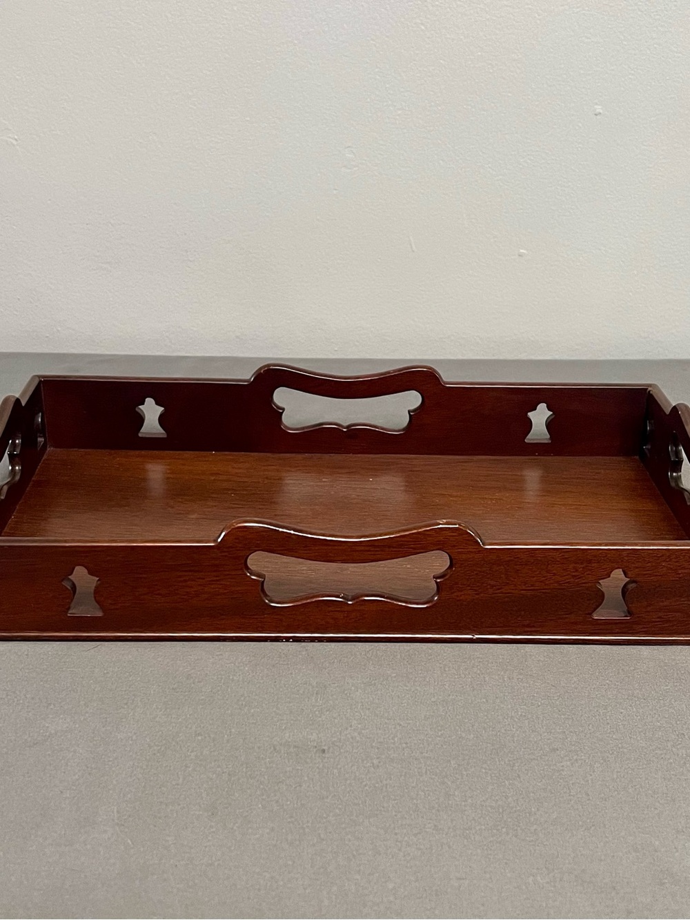 VTG Colonial Williamsburg Mahogany Serving Tray Decanter/Tea Tray 16x9.5x2.75”
